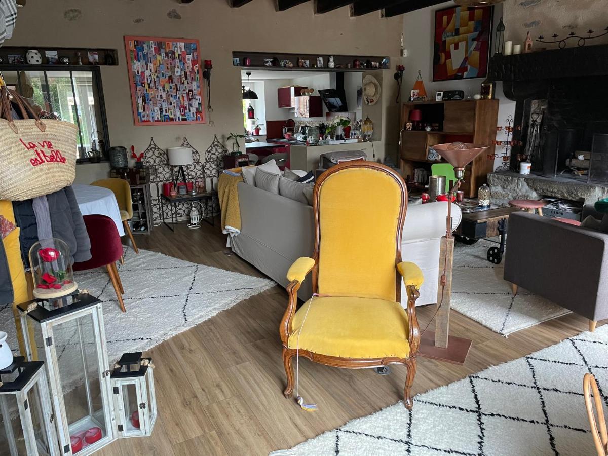 Chez Trotro Homestay Saint-Pierre-de-Plesguen
