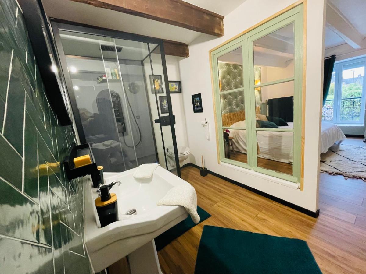 Chez Trotro Homestay Saint-Pierre-de-Plesguen